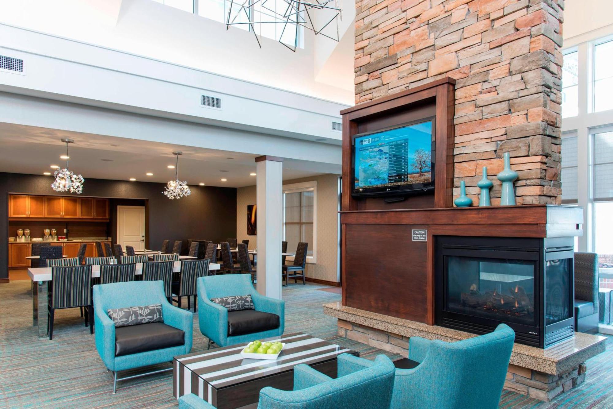 Residence Inn Moline Quad Cities Exterior photo